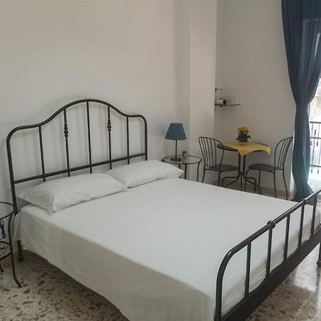 Alvarez De Toledo Bed & Breakfast Naples Luaran gambar