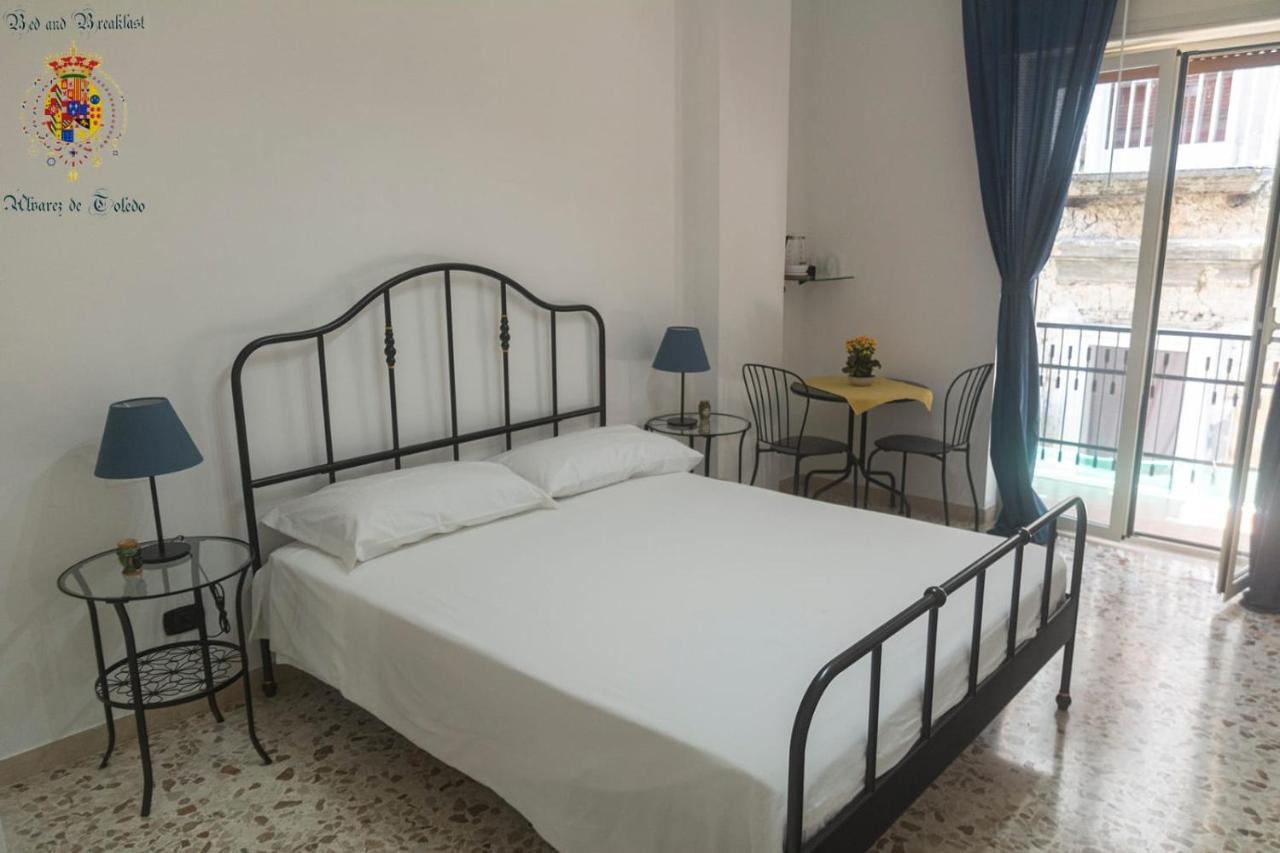 Alvarez De Toledo Bed & Breakfast Naples Luaran gambar